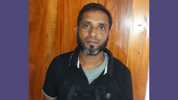চাঁদাবাজির অভিযোগে ডিবির হাতে সন্ত্রাসী ফজলু গ্রেফতার