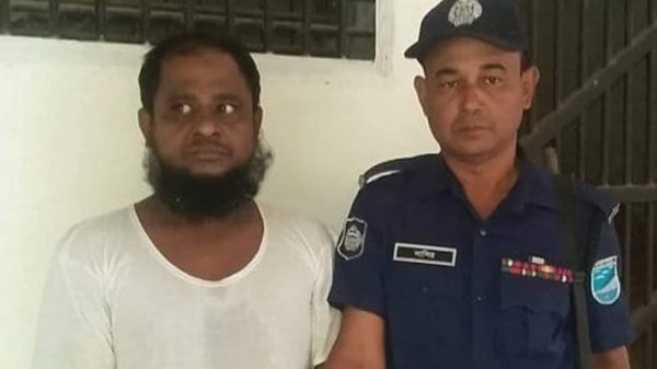 সোনারগাঁয়ে হত্যা মামলার আসামী ও মাদক ব্যবসায়ী গ্রেফতার