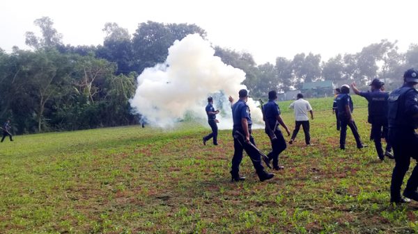 আকবরনগরে দুুই হাজ্বী ফের যুদ্ধের মাঠে!