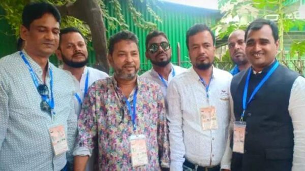 যুবলীগের জাতীয় সম্মেলনে খোকনের নেতৃত্বে যোগদান