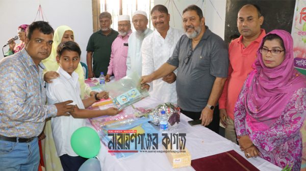 মুসলিমনগর সরকারী প্রাথমিক বিদ্যালয়ের শিক্ষার্থীদের সংবর্ধনা ও দোয়া