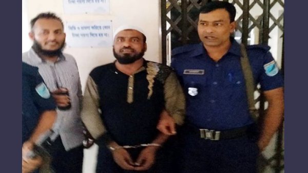 লামাপাড়ার শীর্ষ মাদক ব্যবসায়ী ইমরান গ্রেফতার
