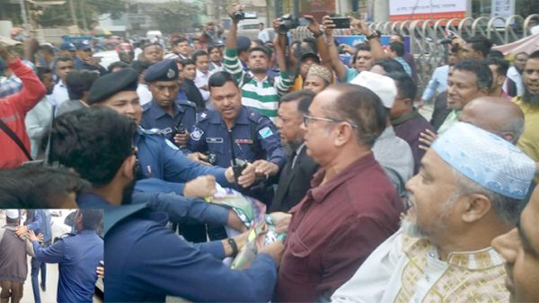 মহানগর বিএনপির বিক্ষোভ সমাবেশে পুলিশের বাঁধা