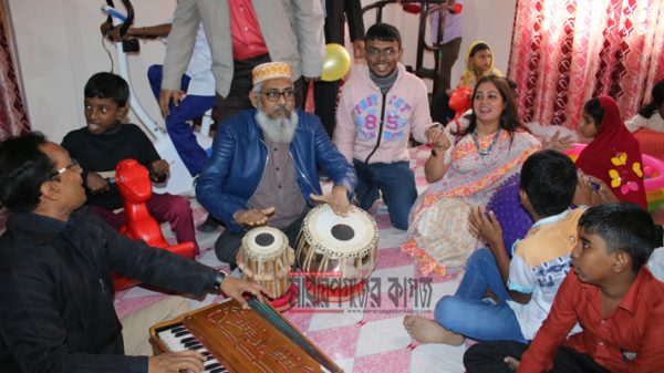 অন্ধকার ভেদ করে আলোর বিচ্ছুরণ ঘটাচ্ছেন ইউএনও নাহিদা বারিক