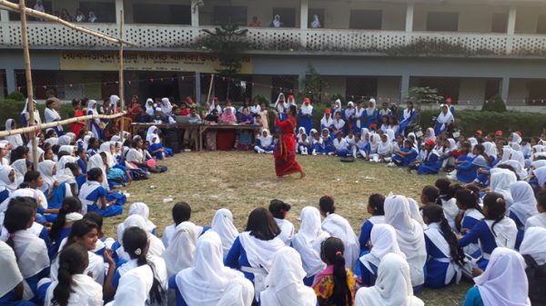 আড়াইহাজারে রোকনউদ্দিন বালিকা উচ্চ বিদ্যালয়ে সাংস্কৃতিক অনুষ্ঠান