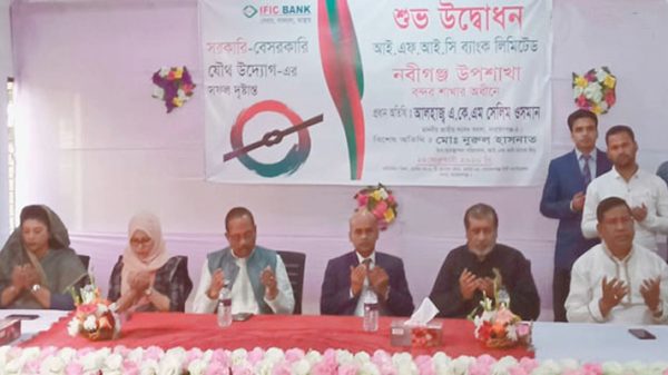 পরিশ্রমের মাধ্যমেই মানুষ একদিন সাফল্য পায় : সেলিম ওসমান