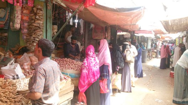 রাজবাড়ীতে কাল থেকে সীমিত আকারে খুলছে দোকানপাট