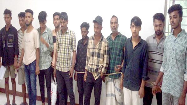 বন্দরে বিভিন্ন অপরাধে ১১ জন আটক