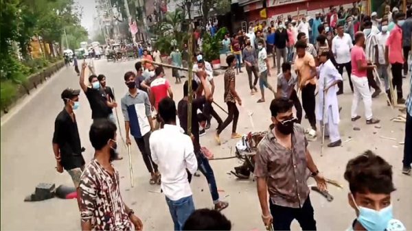 নারায়ণগঞ্জে বিএনপির দুই গ্রুপের সংঘর্ষ-ভাংচুর, আহত ১০