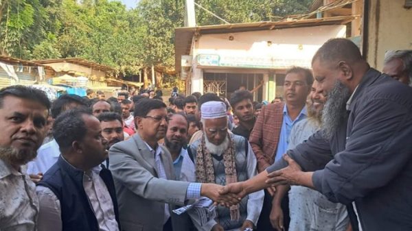 ভূমিদস্যুদের খেলা জনগণ বুঝে গেছে : গাজী