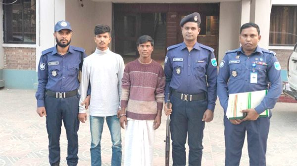 বন্দরে মিশুক চালক হত্যায় দুই যুবক গ্রেপ্তার