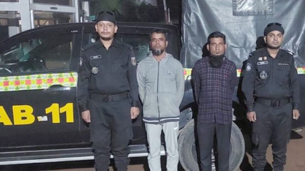 র‍্যাবের অভিযানে ৪২ কেজি গাঁজাসহ গ্রেফতার ২