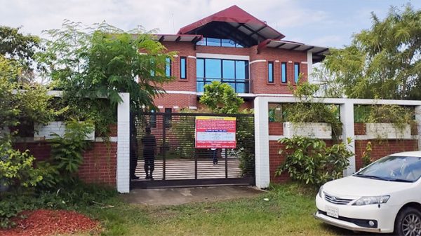 রূপগঞ্জে বেনজীরের সিলগালা করা বাড়িতে দুদকের তল্লাশি