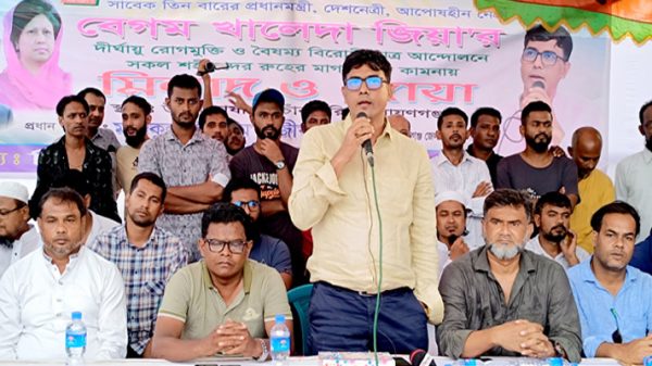 অন্তর্বর্তীকালীন সরকারকে আমাদের সহযোগিতা করতে হবে : ভিপি রাজিব
