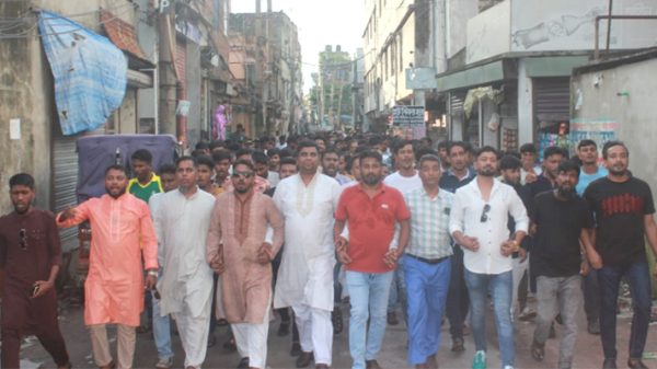শেখ হাসিনার ফাঁসির দাবিতে ফতুল্লা ৬নং ওয়ার্ড বিএনপির বিক্ষোভ
