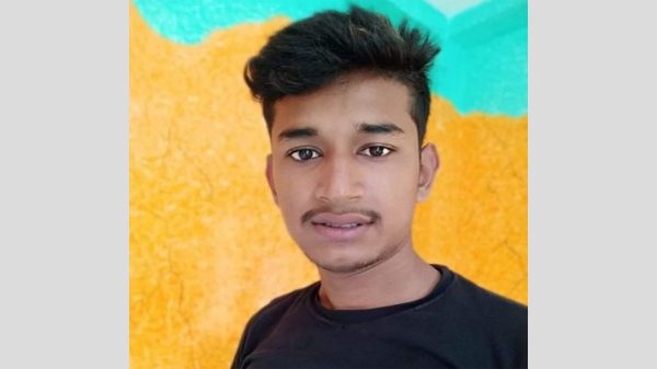 সোনারগাঁয়ে তুচ্ছ ঘটনাকে কেন্দ্র করে যুবককে কুপিয়ে হত্যা