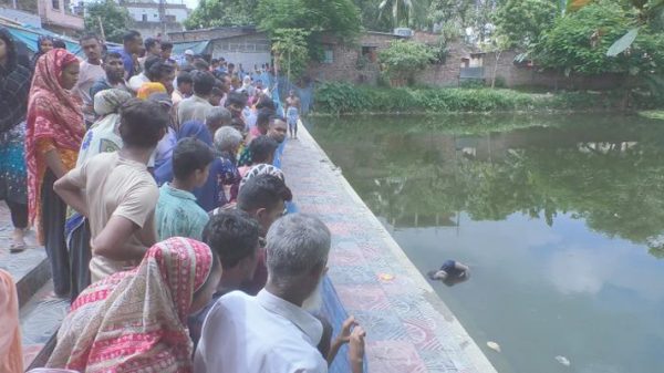 নগরীর খানপুরে পুকুর থেকে শিক্ষার্থী সিফাতের লাশ উদ্ধার