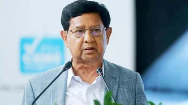 সাবেক মন্ত্রী গাজীর বিরুদ্ধে দেশত্যাগে নিষেধাজ্ঞা