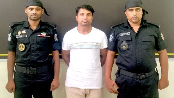 ফতুল্লায় ধর্ষণ মামলায় যাবজ্জীবন সাজাপ্রাপ্ত আসামী গ্রেপ্তার