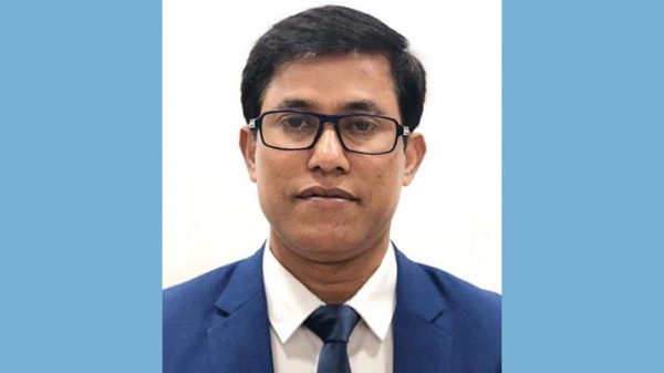 পেঁয়াজ ব্যবসায়ীদের হুঁশিয়ার করলেন ডিসি মাহমুদুল