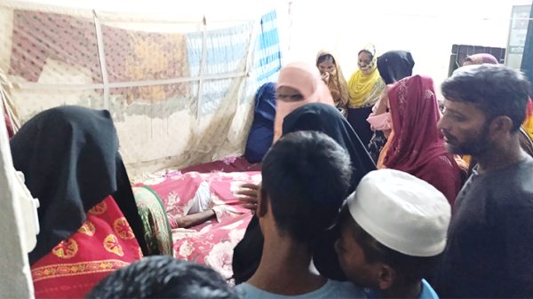 সিদ্ধিরগঞ্জে বাসা থেকে বৃদ্ধ দম্পতির লাশ উদ্ধার