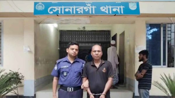 জমি লিখে না দেওয়ায় বাবাকে পিটিয়ে জখম, ছেলে গ্রেপ্তার