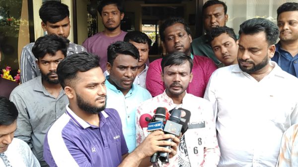 আমি মিডিয়াতে থাকবো, রাজনীতিতে কামব্যাক করবো না : হিরো আলম