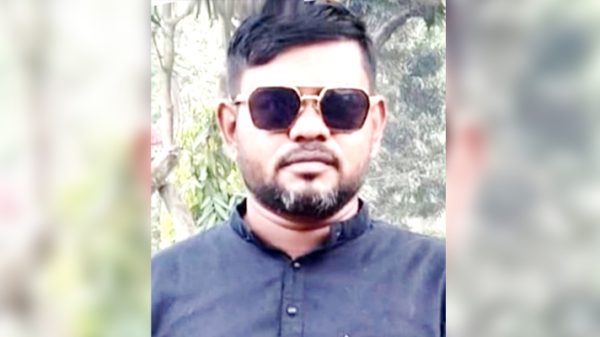 ফতুল্লার ব্লাকমেইলিং চক্রের প্রধান ডাকাত মিঠু অধরা