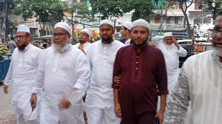 রানা’র নেতৃত্বে বিশাল মিছিল নিয়ে প্রতিনিধি সম্মেলনে যোগদান