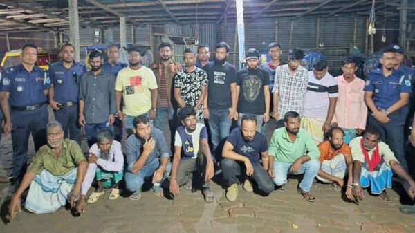 যৌথ অভিযানে চাঁদমারি এলাকার ১৬ মাদকসেবী গ্রেফতার