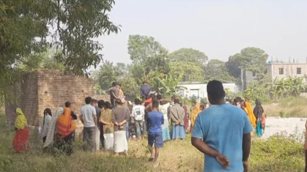 ফতুল্লায় বাউল শিল্পীর স্বামীকে কুপিয়ে হত্যা