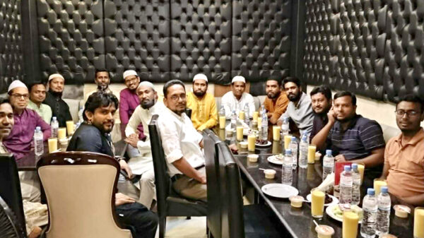 ফতুল্লা এসএসসি ২০০০ ব্যাচের উদ্যোগে ইফতার মাহফিল অনুষ্ঠিত