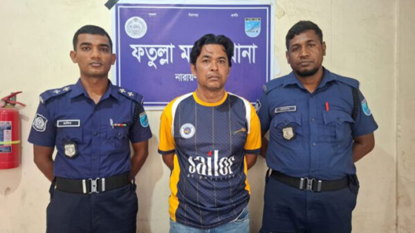 ফতুল্লায় তাঁতী লীগ নেতা ইপু গ্রেফতার