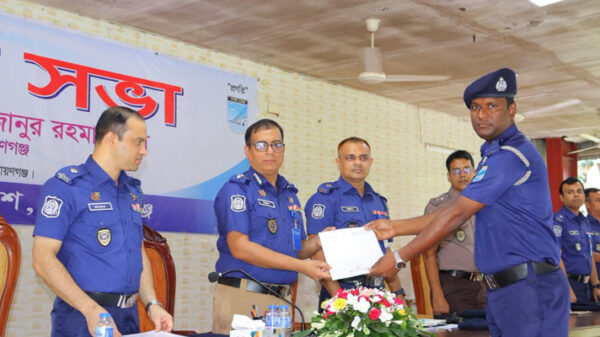 নারায়ণগঞ্জ জেলার শ্রেষ্ঠ এসআই নির্বাচিত হলেন নন্দন চন্দ্র সরকার