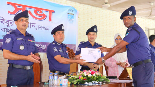 আবারও জেলার শ্রেষ্ঠ এসআই নির্বাচিত হলেন নন্দন চন্দ্র সরকার